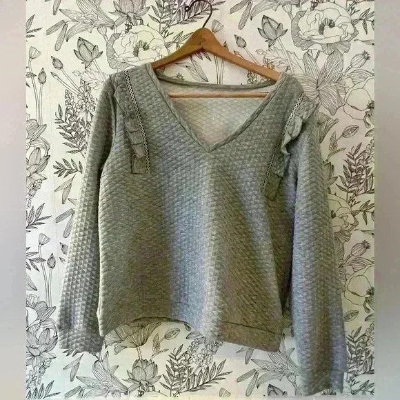 Sweaters - Gray V-Neck Sweater with Ruffles on Shoulders